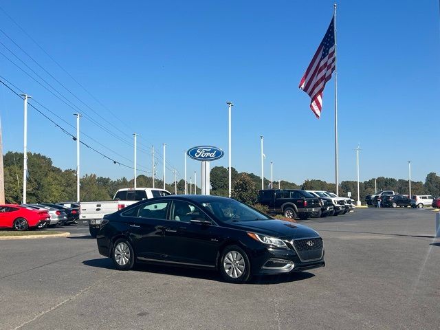 2016 Hyundai Sonata Hybrid SE