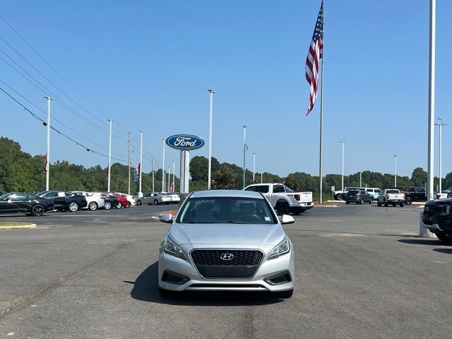 2016 Hyundai Sonata Hybrid SE