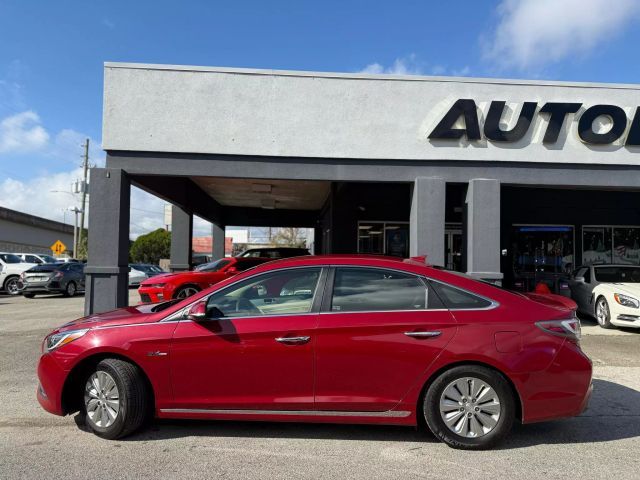 2016 Hyundai Sonata Hybrid SE