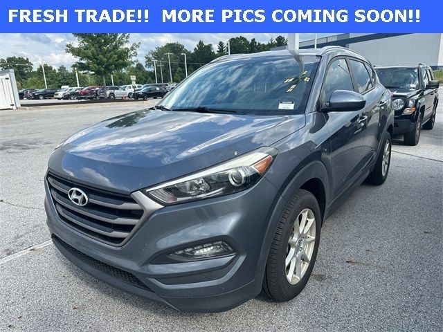 2016 Hyundai Tucson SE