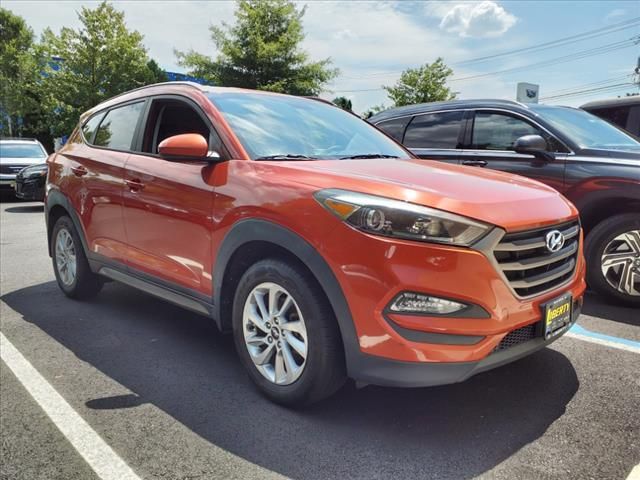 2016 Hyundai Tucson SE