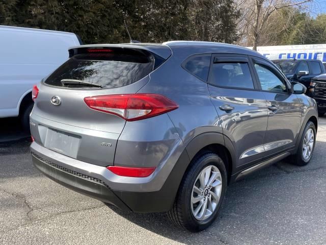 2016 Hyundai Tucson SE