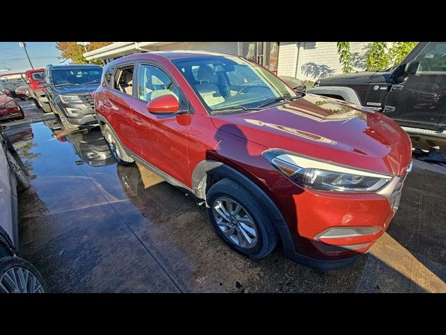 2016 Hyundai Tucson SE