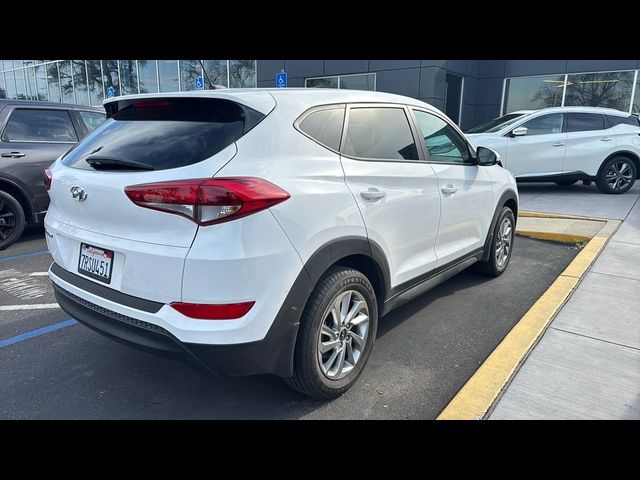 2016 Hyundai Tucson SE