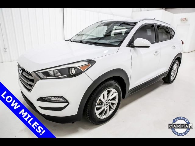 2016 Hyundai Tucson SE