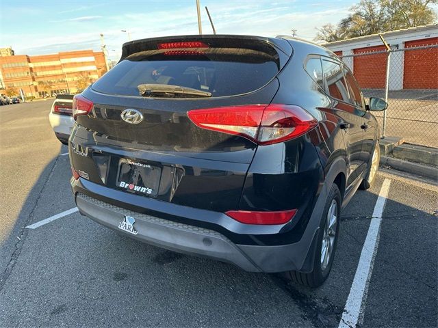 2016 Hyundai Tucson SE