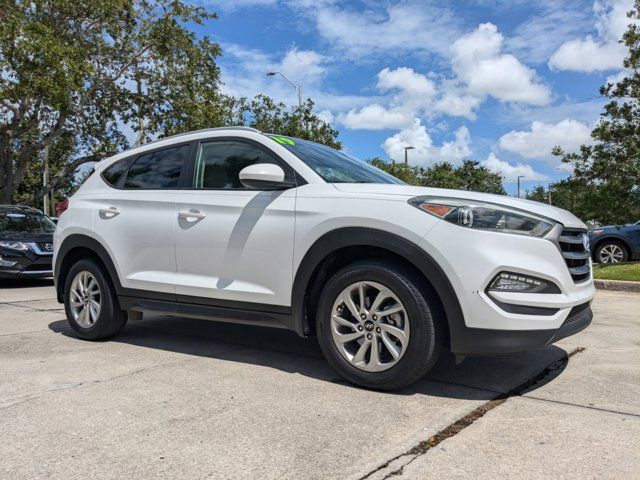 2016 Hyundai Tucson SE