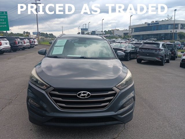2016 Hyundai Tucson SE