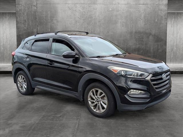 2016 Hyundai Tucson SE