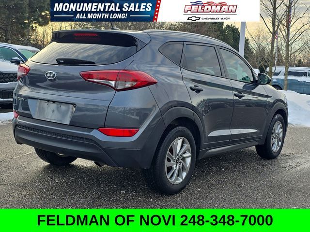 2016 Hyundai Tucson SE