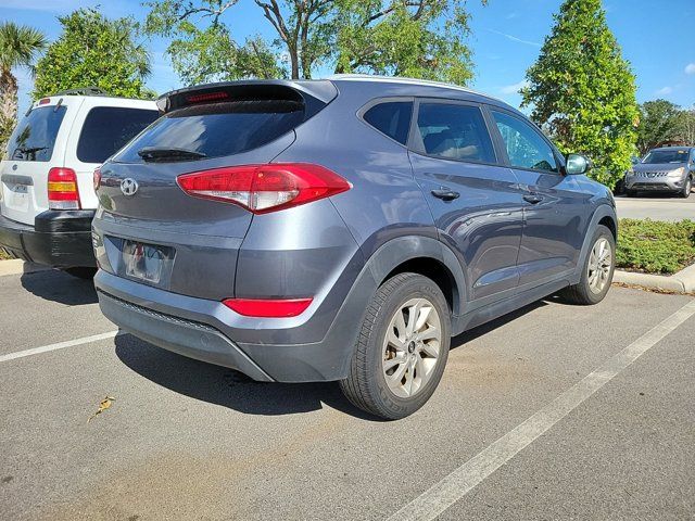 2016 Hyundai Tucson SE