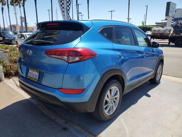 2016 Hyundai Tucson SE