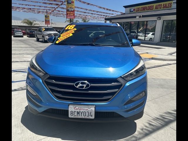 2016 Hyundai Tucson SE