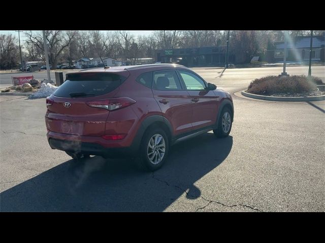 2016 Hyundai Tucson SE