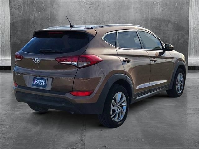 2016 Hyundai Tucson SE