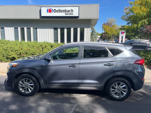 2016 Hyundai Tucson SE