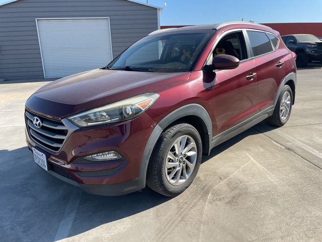 2016 Hyundai Tucson SE