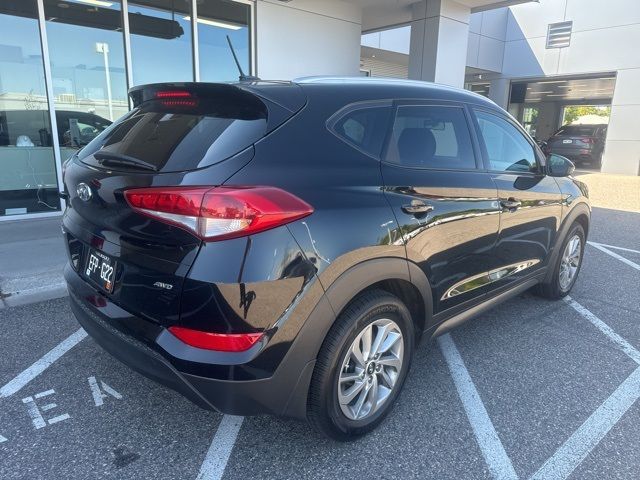 2016 Hyundai Tucson SE