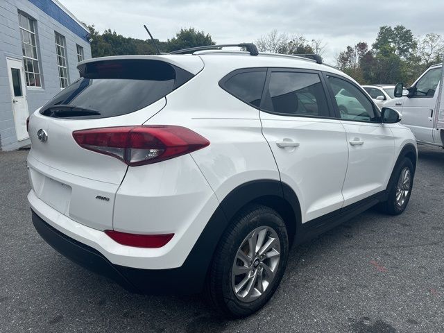 2016 Hyundai Tucson SE