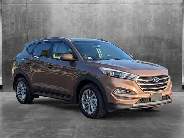 2016 Hyundai Tucson SE