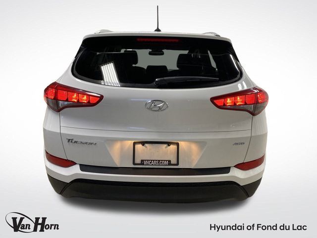 2016 Hyundai Tucson SE