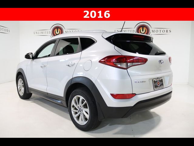 2016 Hyundai Tucson SE