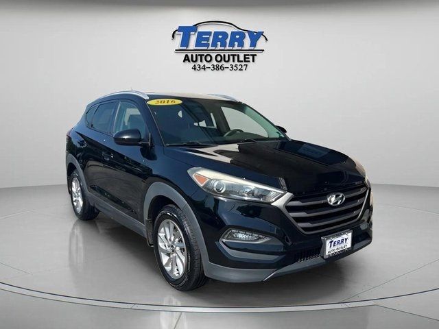 2016 Hyundai Tucson SE