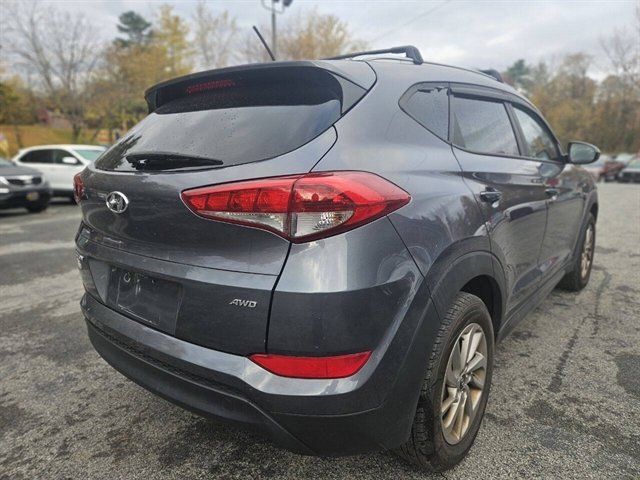 2016 Hyundai Tucson SE