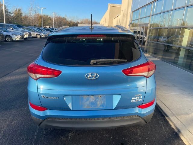 2016 Hyundai Tucson SE