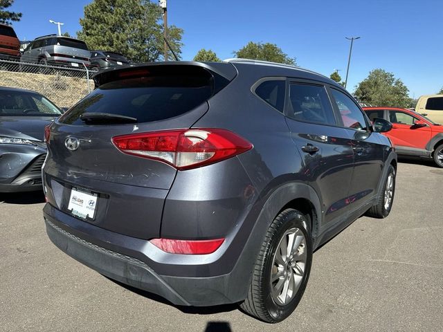 2016 Hyundai Tucson SE