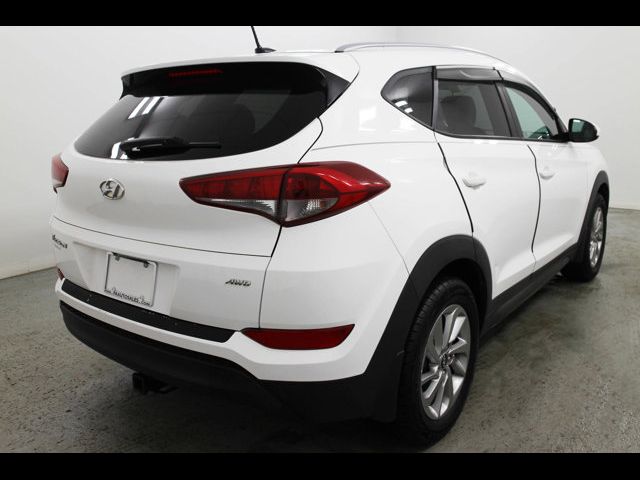 2016 Hyundai Tucson SE