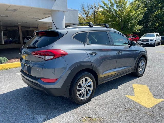 2016 Hyundai Tucson SE