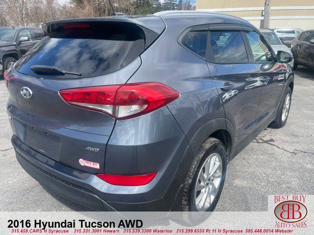 2016 Hyundai Tucson SE
