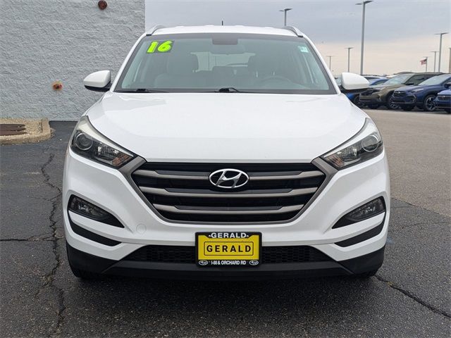 2016 Hyundai Tucson SE