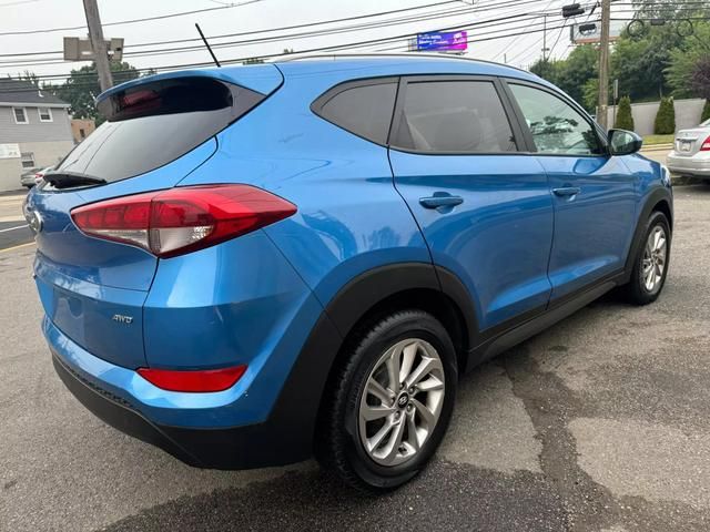 2016 Hyundai Tucson SE