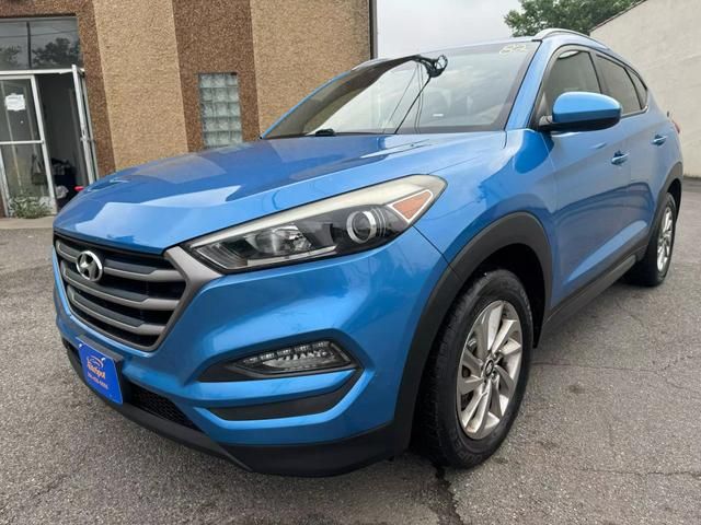 2016 Hyundai Tucson SE