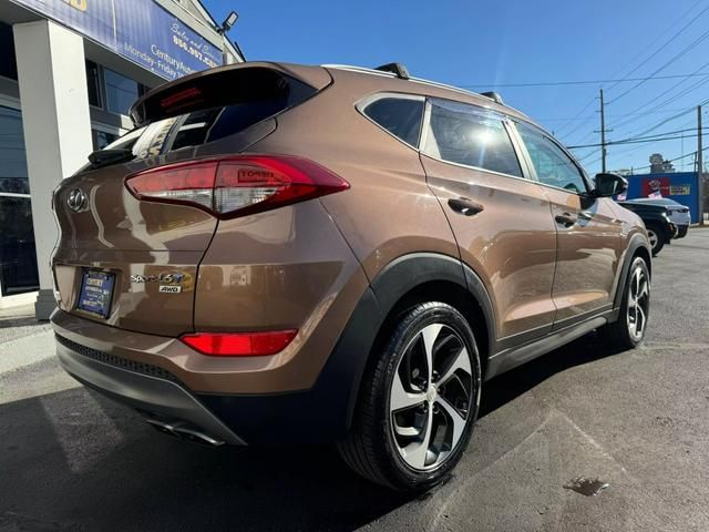 2016 Hyundai Tucson Sport