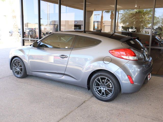 2016 Hyundai Veloster Base