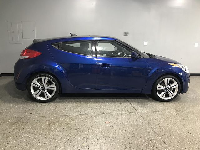 2016 Hyundai Veloster Base