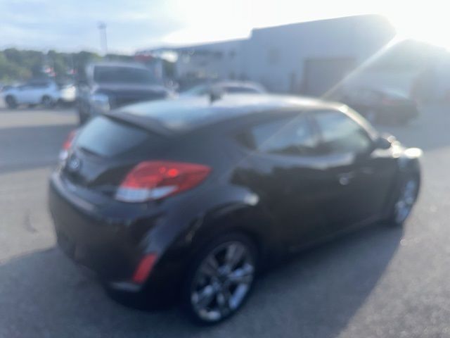 2016 Hyundai Veloster Base