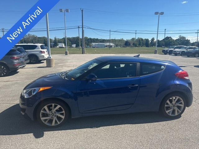 2016 Hyundai Veloster Base