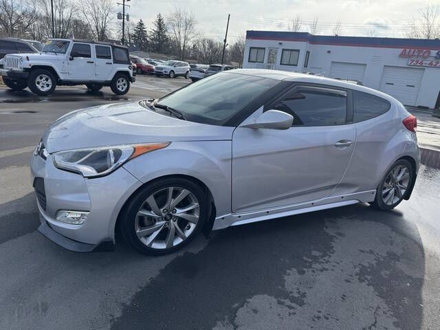 2016 Hyundai Veloster Base