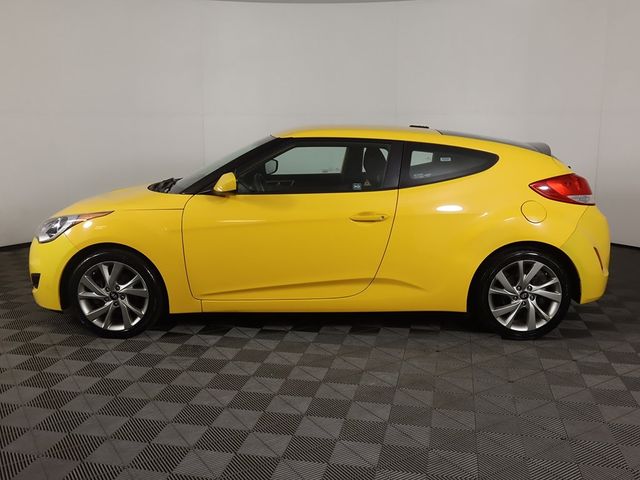 2016 Hyundai Veloster Base