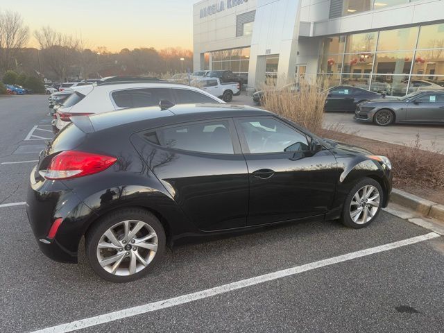 2016 Hyundai Veloster Base