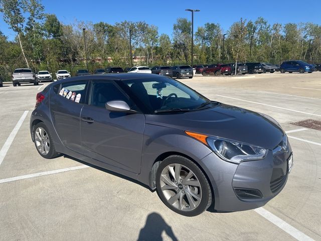 2016 Hyundai Veloster Base