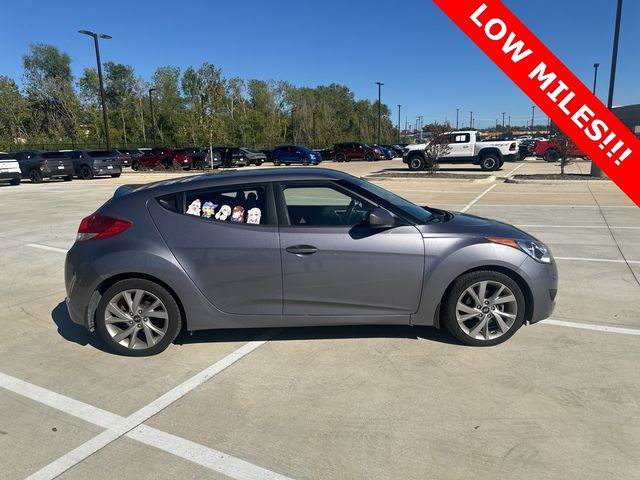 2016 Hyundai Veloster Base