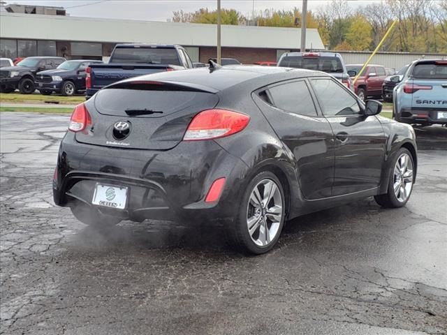 2016 Hyundai Veloster Base