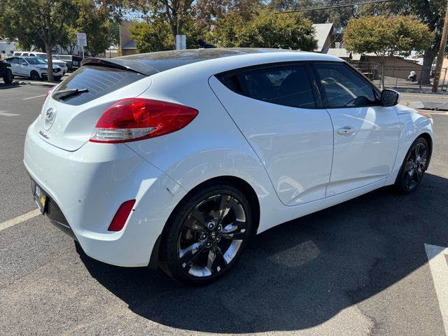 2016 Hyundai Veloster Base