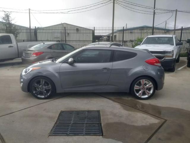 2016 Hyundai Veloster Base