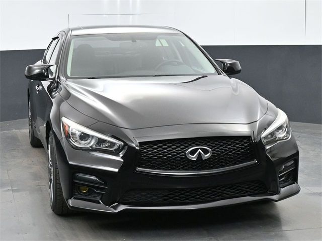 2016 INFINITI Q50 3.0T Red Sport 400